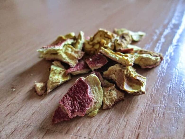 Pomegranate shell is one of the best tools from parasites